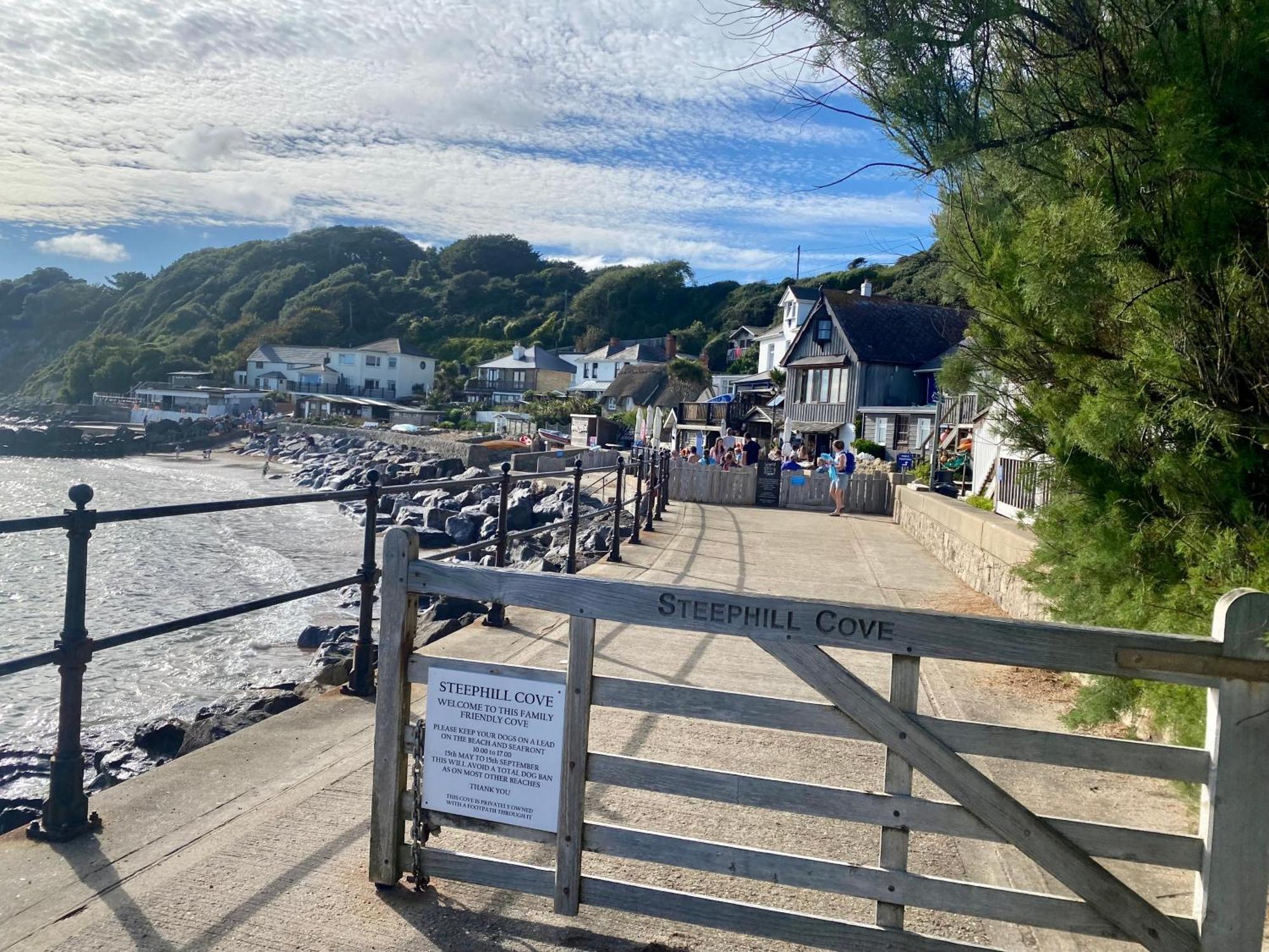 Peaceful Coastal Apartment Ventnor Esterno foto